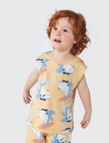 MUSCULOSA INFANTIL ESTAMPADA AMARILLO