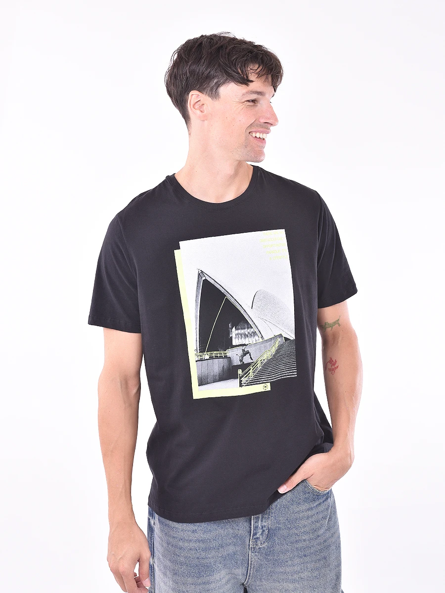 REMERA PARKOUR - NEGRO 