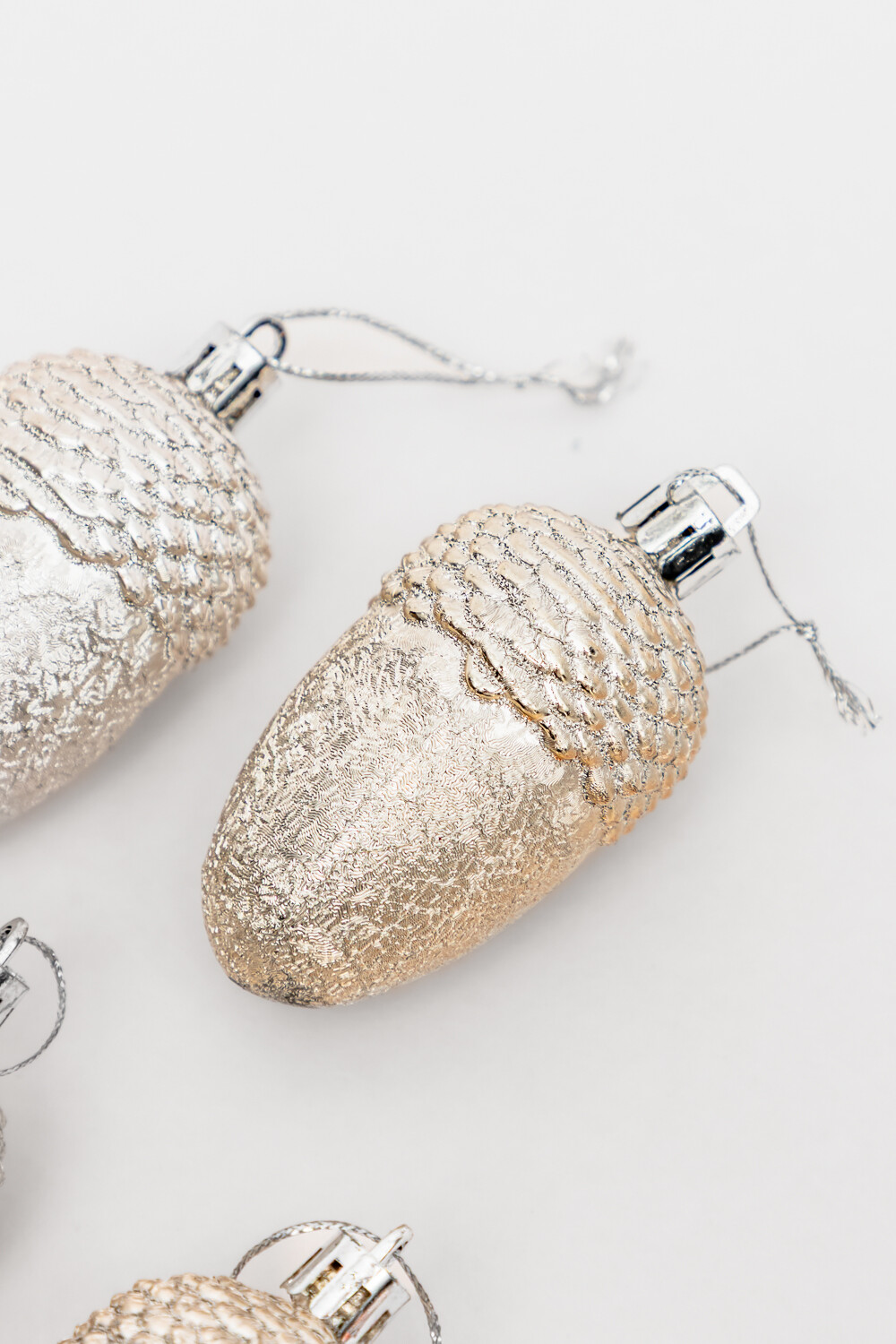 Colgante Esferas Piñas, 6un. Color Unico