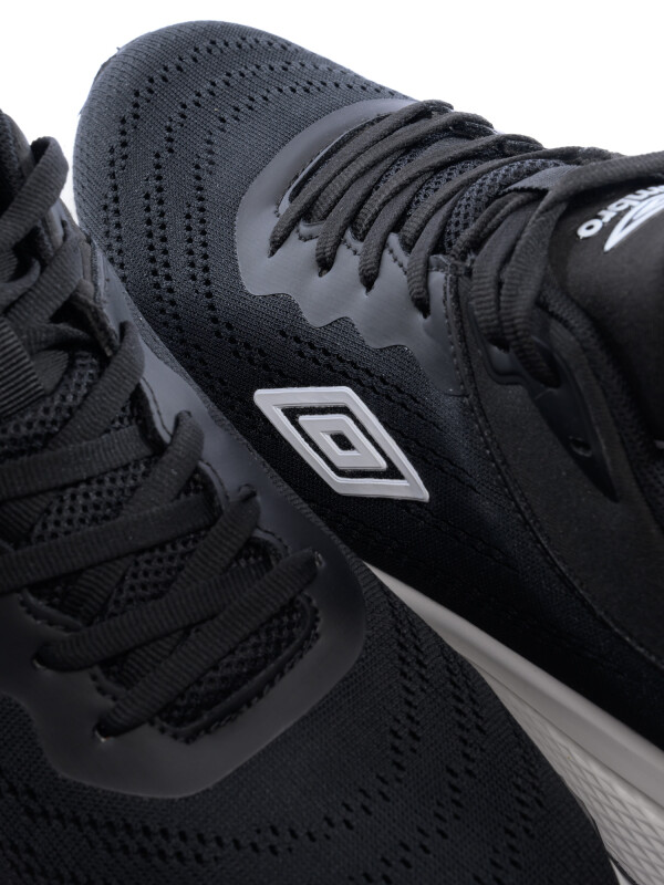 CALZADO FREESTYLE Umbro Hombre 002