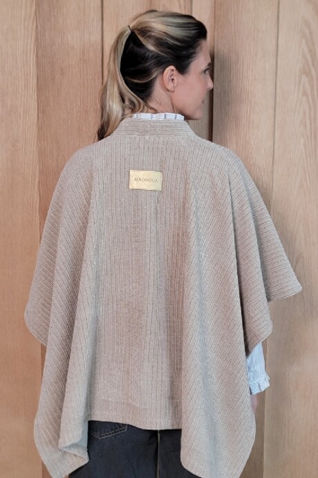 Ruana Cerdeña Beige
