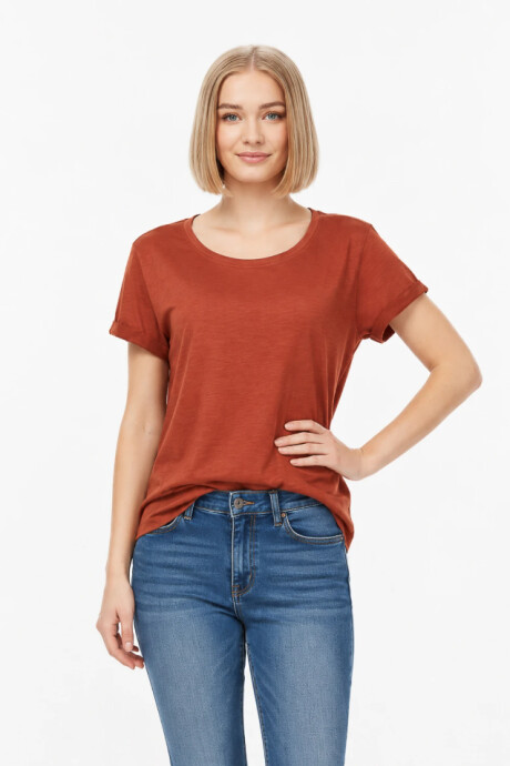 Remera Cordata Terracota