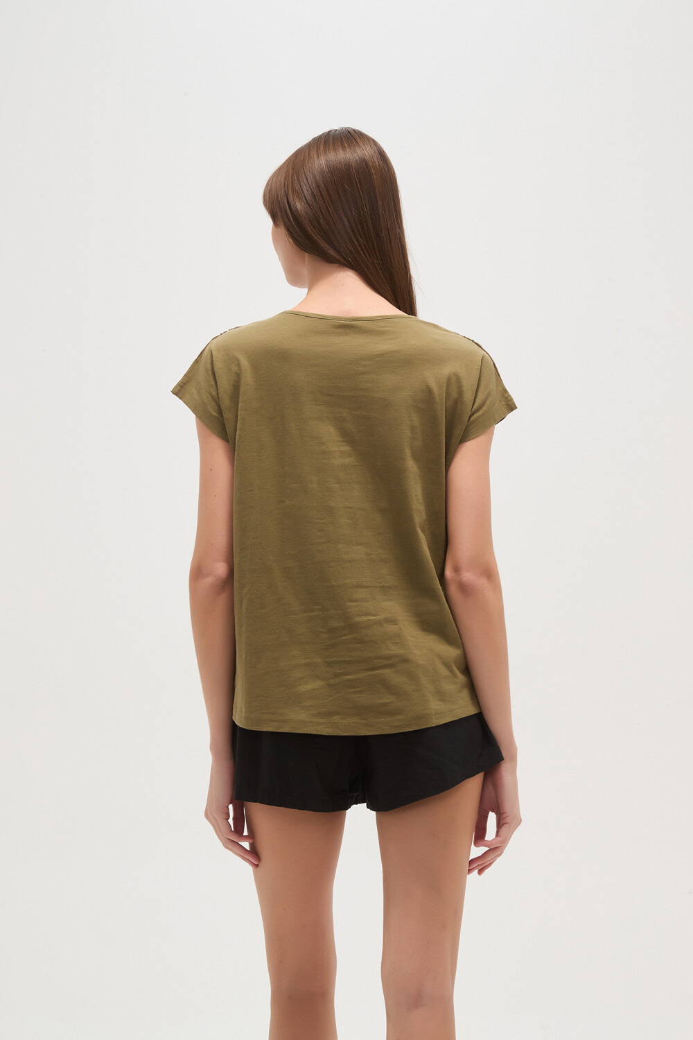 Remera Anahis Verde Oliva
