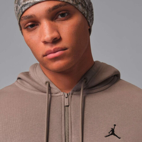 Abrigo Hoddie de Hombre Jordan Brooklyn Fleece Gris
