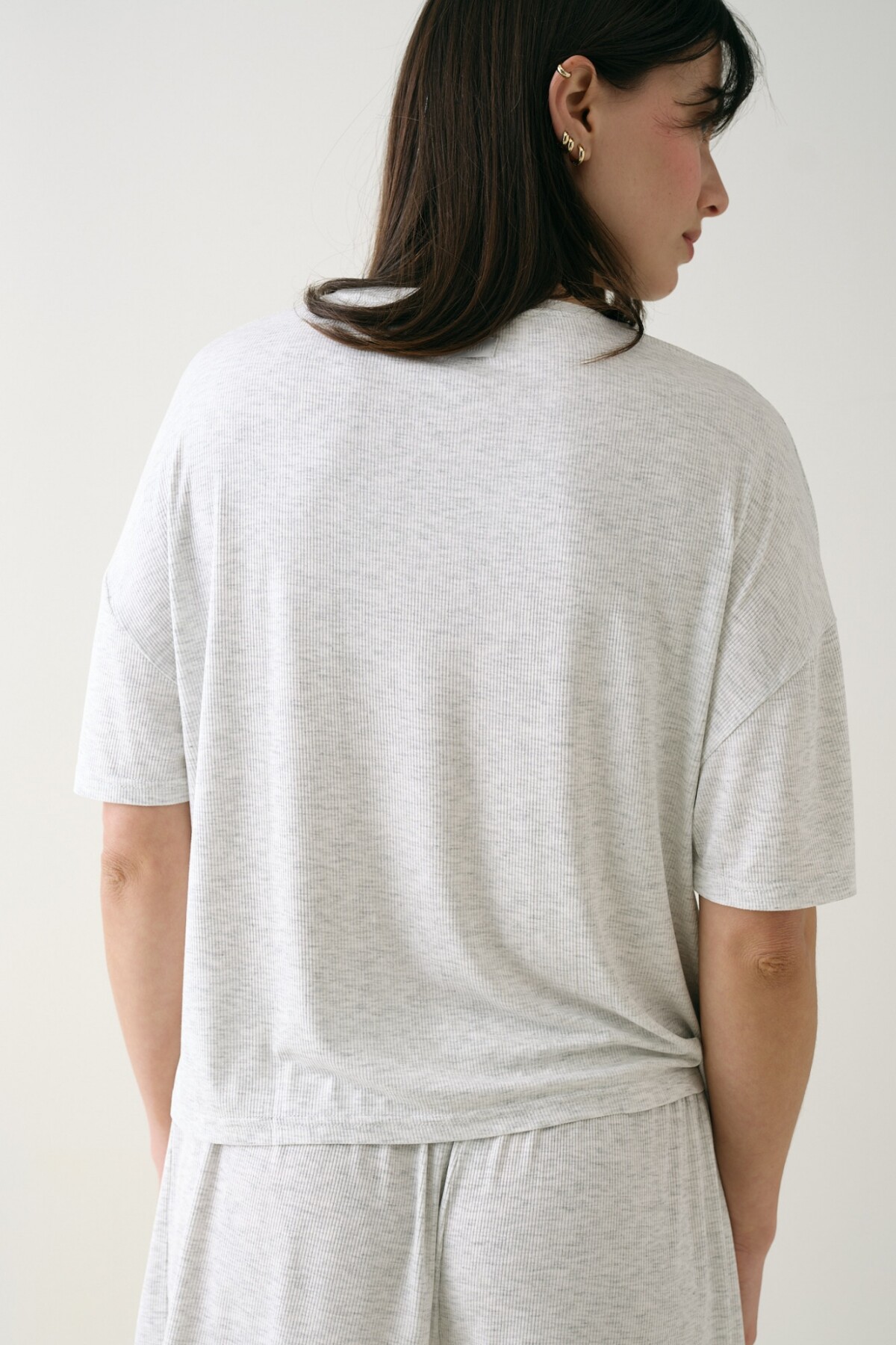 Remera Boxy Rib Gris Melange