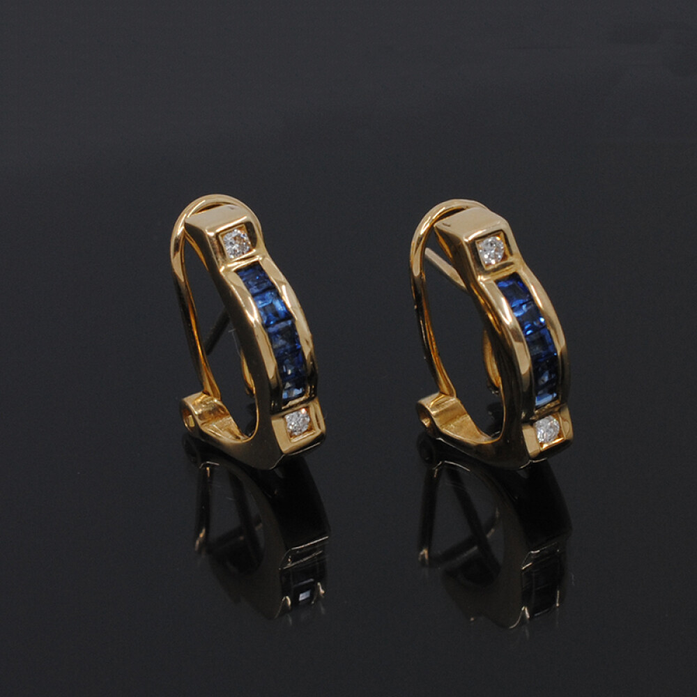Caravanas en oro 18k amarillo con brillantes y zafiros carré Caravanas en oro 18k amarillo con brillantes y zafiros carré