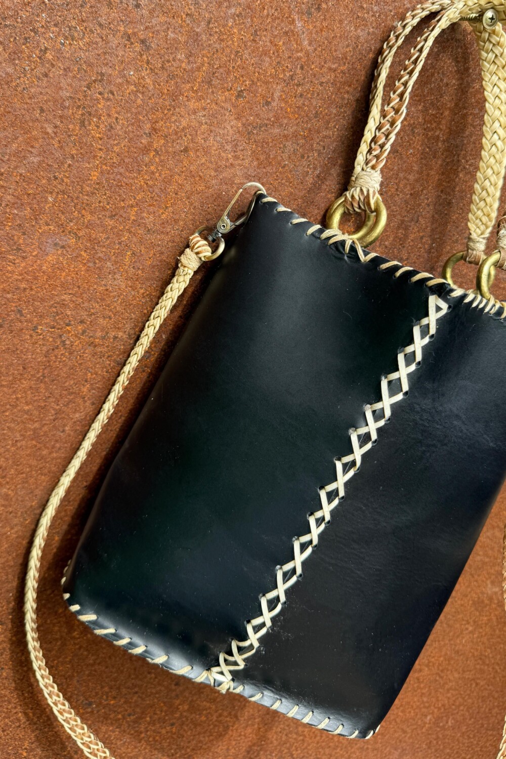 Matera Talabartera Negro