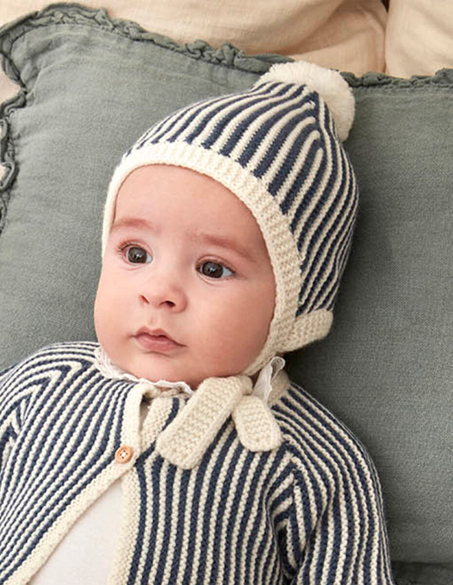 Gorro De Rayas Con Pompon - Azul Pato 