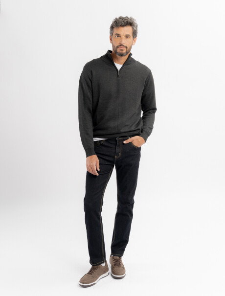 Jean clásico Raw Jean clásico Raw