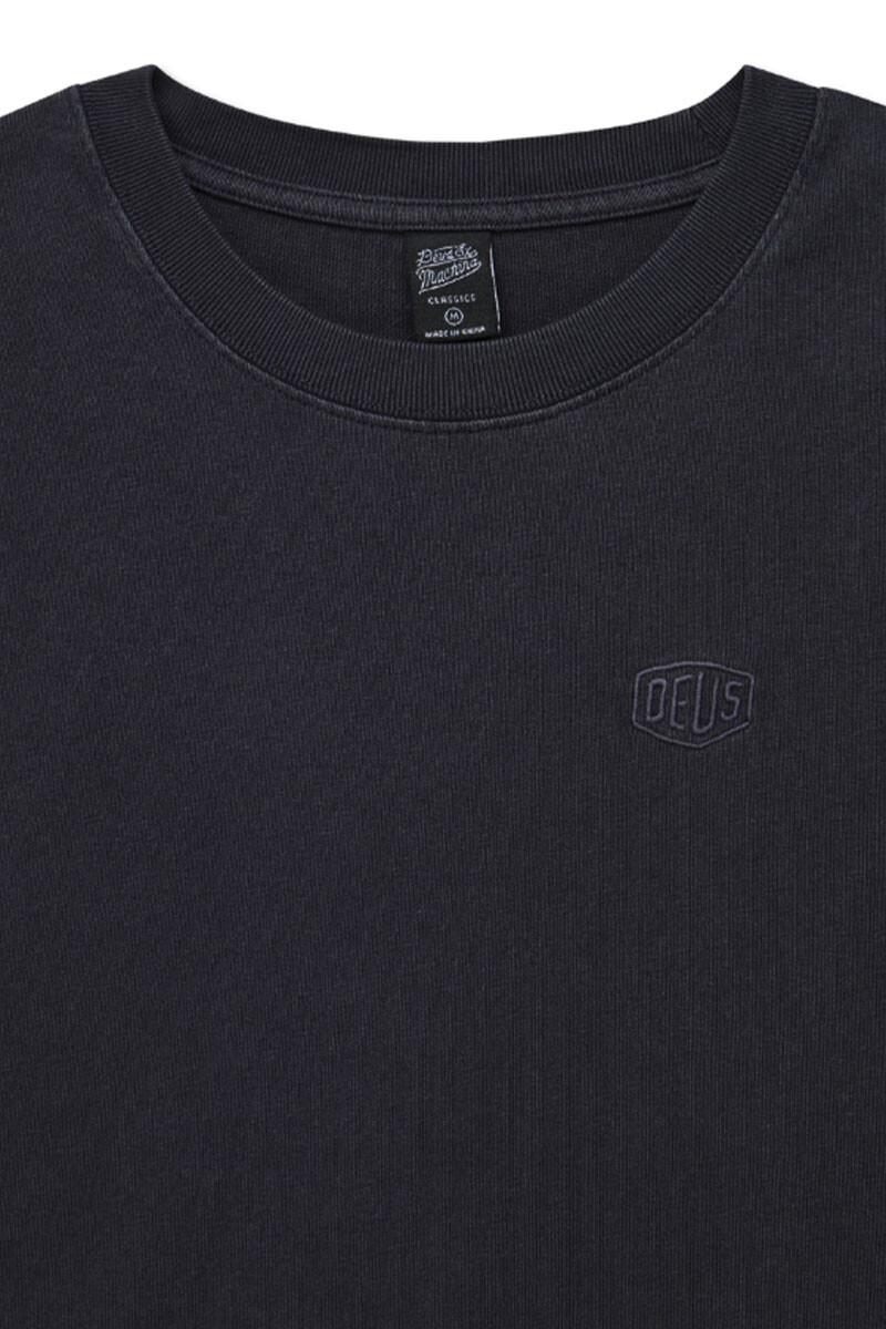 Shield Garment Dyed Tee Negro