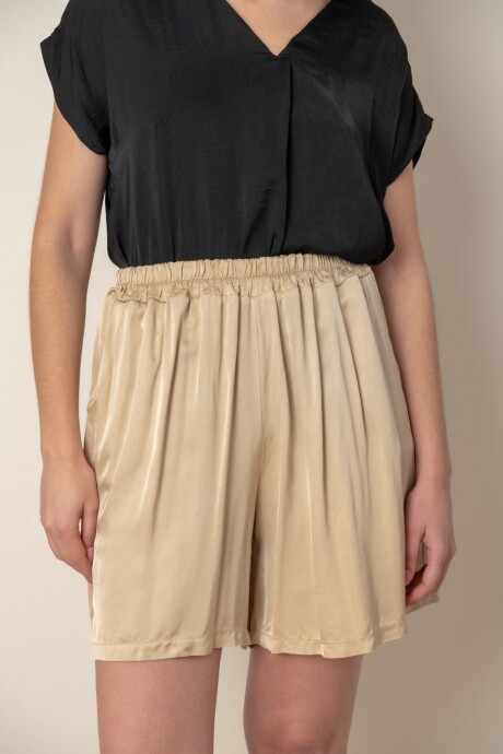 SHORT AURA Camel