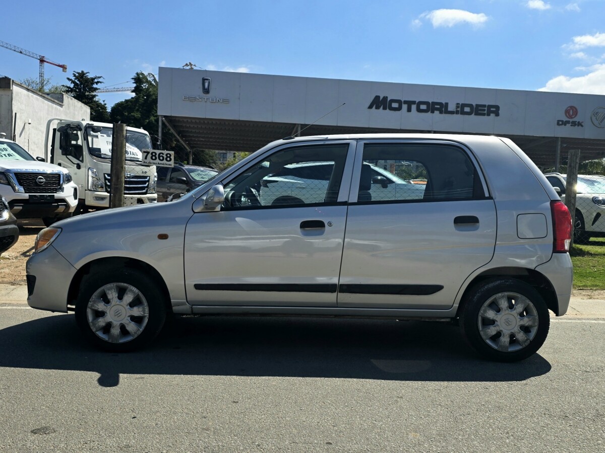 Suzuki Alto 2012 EXCELENTE ESTADO! | Permuta / Financia Suzuki Alto 2012 EXCELENTE ESTADO! | Permuta / Financia
