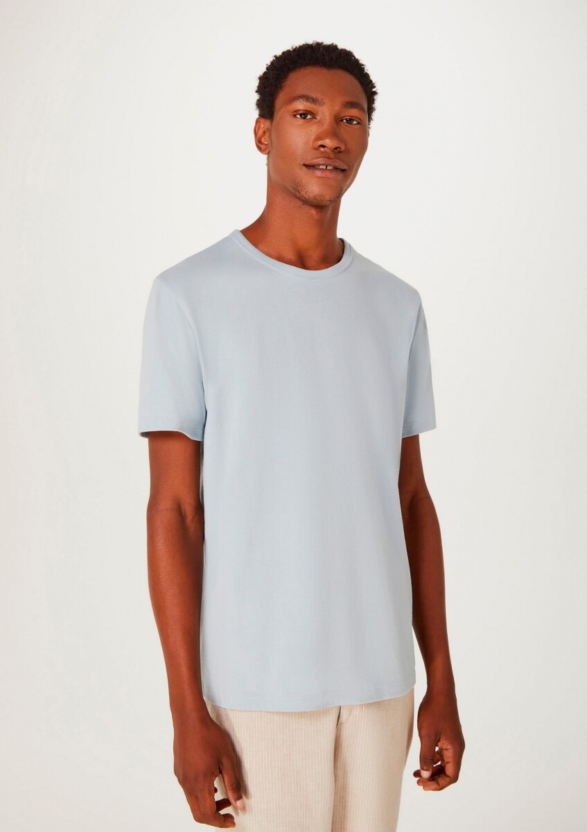 CAMISETA MANGA CORTA SLIM - CELESTE 