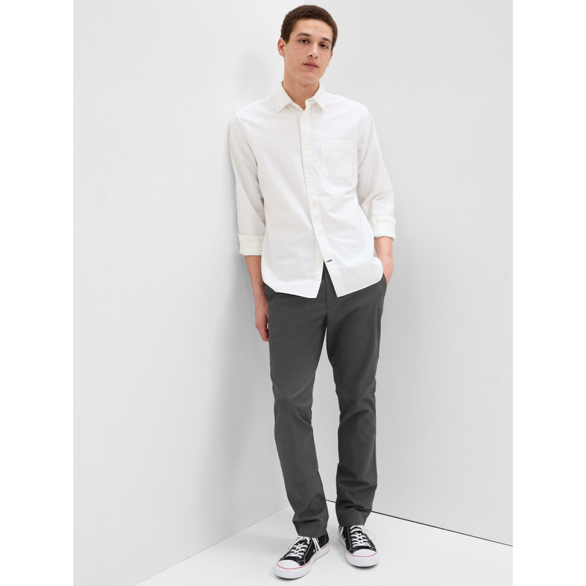 V-ESSENTIAL KHAKI SLIM FIT - SOFT BLACK 