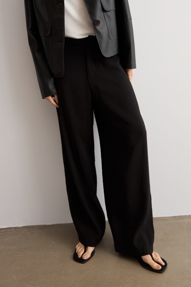 Pantalon recto negro