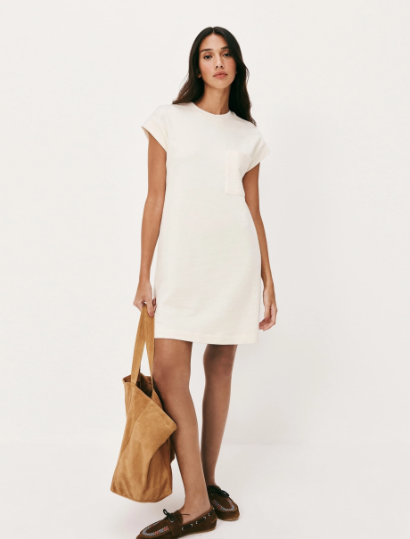 VESTIDO BÁSICO MANGA CORTA CON BOLSILLO BEIGE