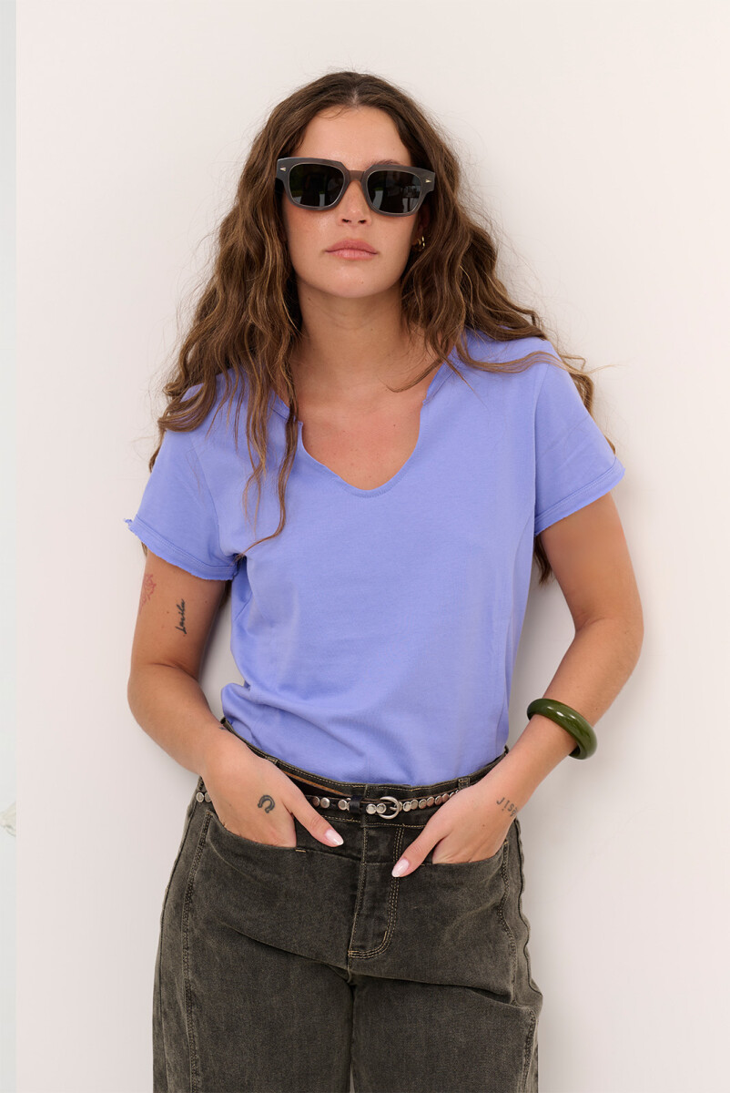 REMERA UMA - AZUL 