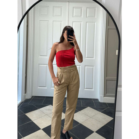 Top Alma Red