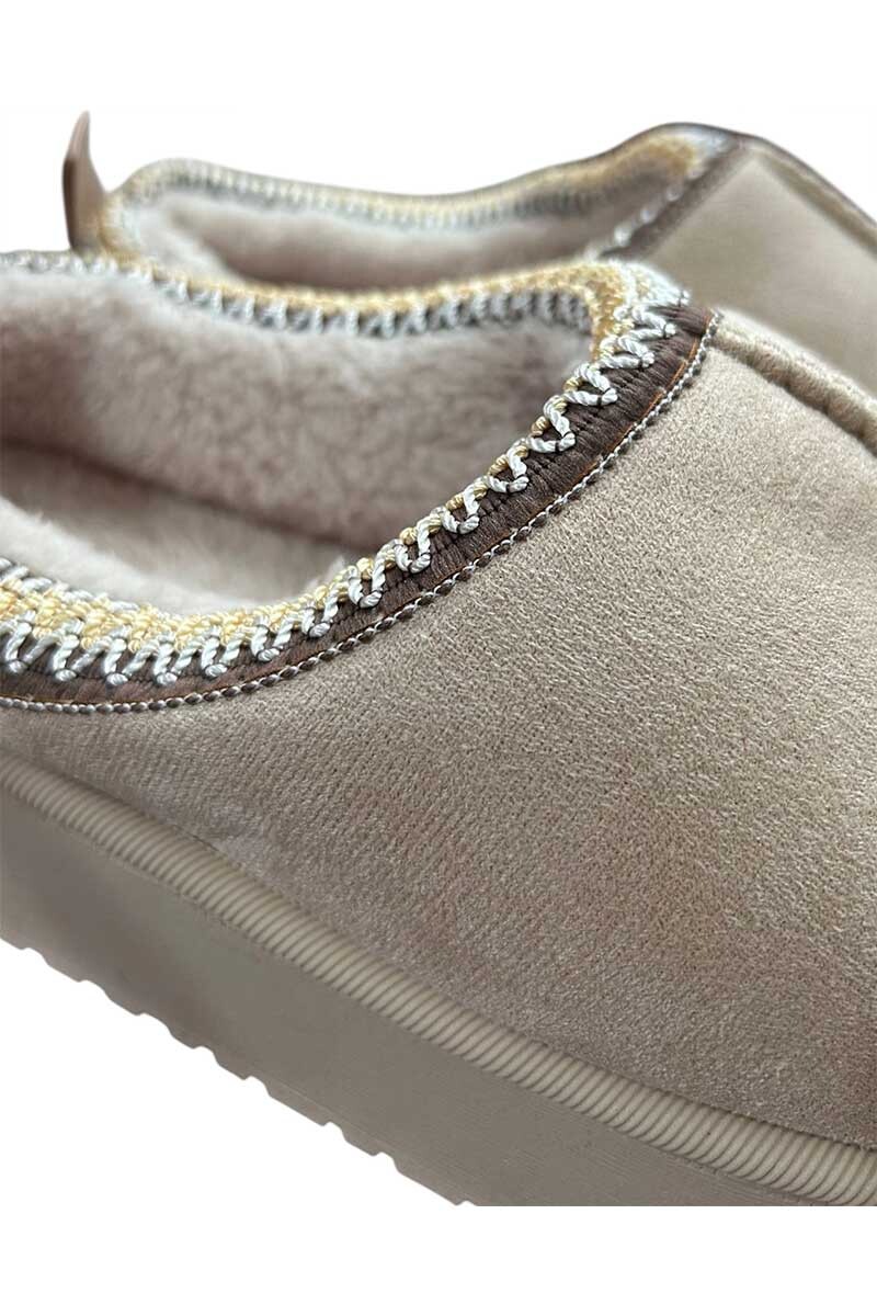 PANTUFLA PLATAFORMA TIPO ZUECO Crudo