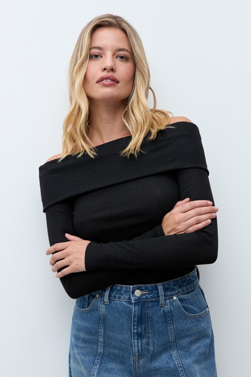 Blusa escote bardot negro