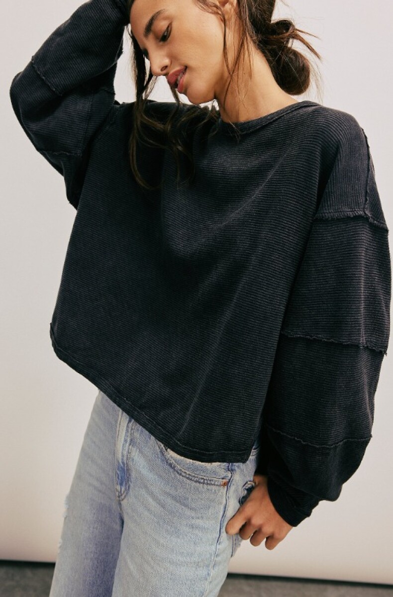 TOTAL ECLIPSE TEE 