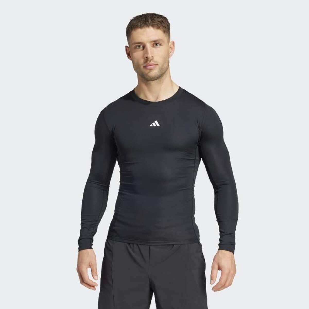 Remera Adidas TECHFIT Compression Training - Negro 