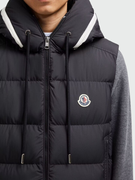 MONCLER - Chaleco Acolchado con Capucha Cardamine Negro