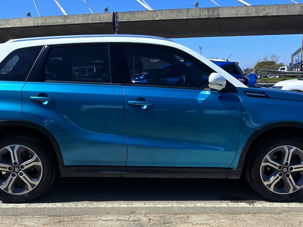 Suzuki Vitara GLX EXCELENTE ESTADO! | Permuta / Financia Suzuki Vitara GLX EXCELENTE ESTADO! | Permuta / Financia