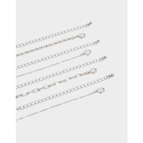 Collar Corto Con Cruz Plateado