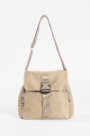 Bandolera de tela con tapa y hebilla beige