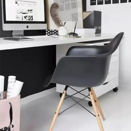 SILLA DE COMEDOR EAMES CON APOYABRAZO Silla Eames Negra con Posabrazos