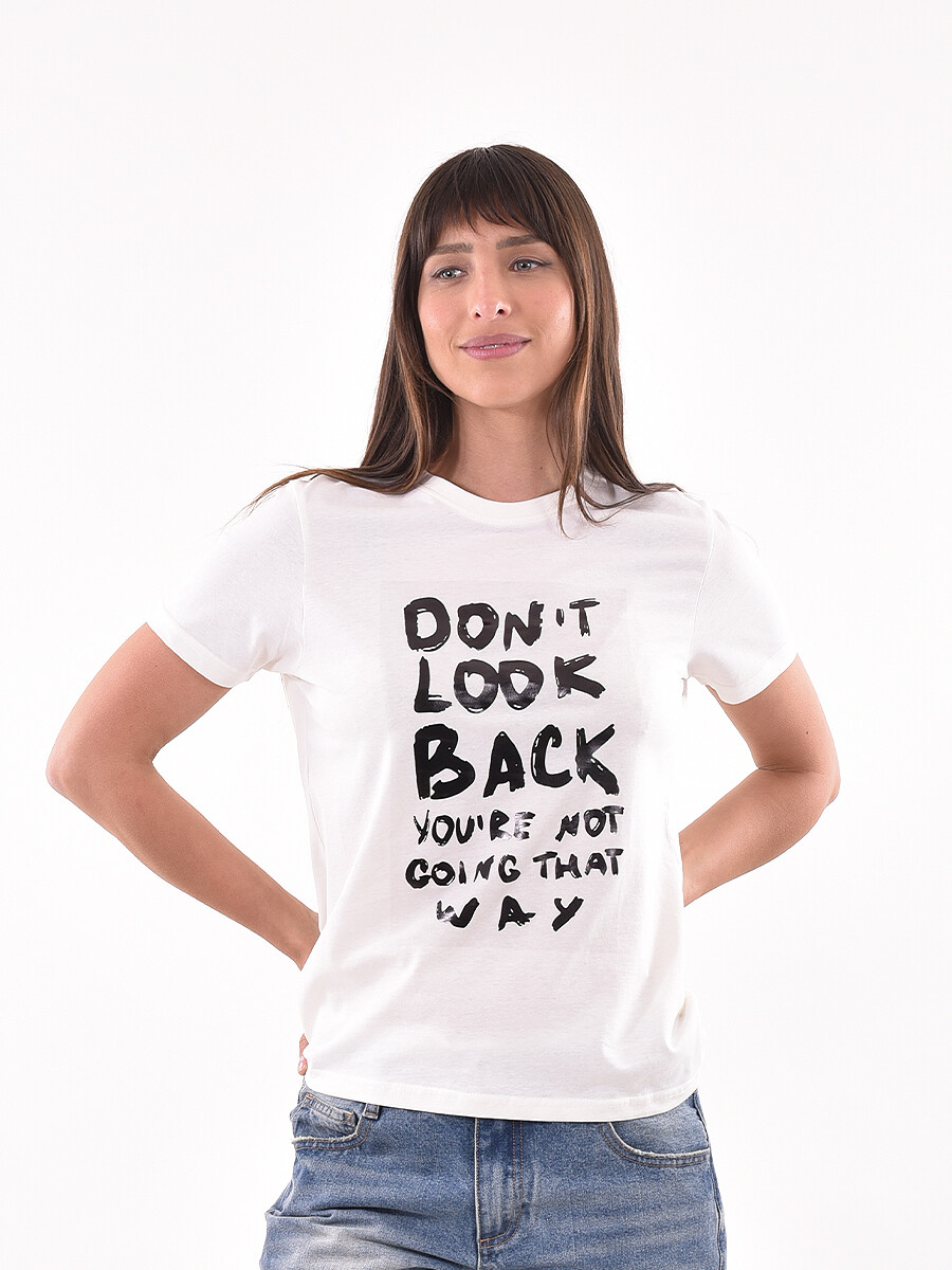 REMERA DENA - ESTAMPADO 10 