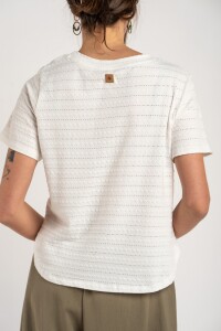 Remera M/corta Texturada Algodón Nacar