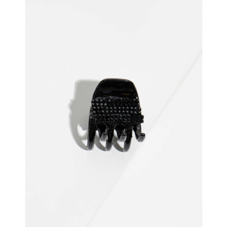 Broche Acrilico Negro