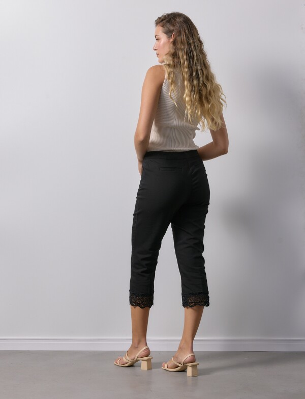 Capri Algodón Crochet NEGRO