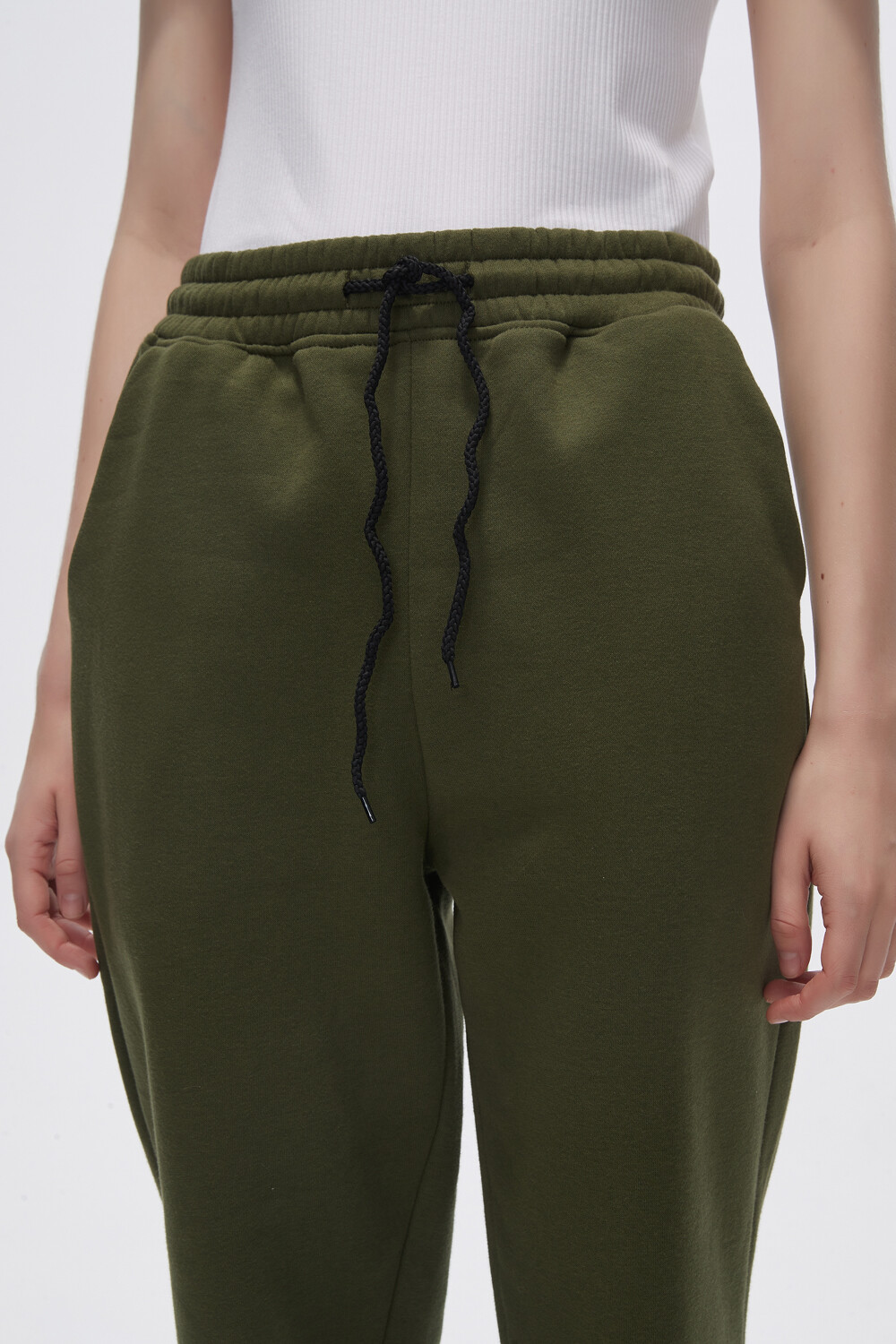 Babucha Gregoria Verde Militar