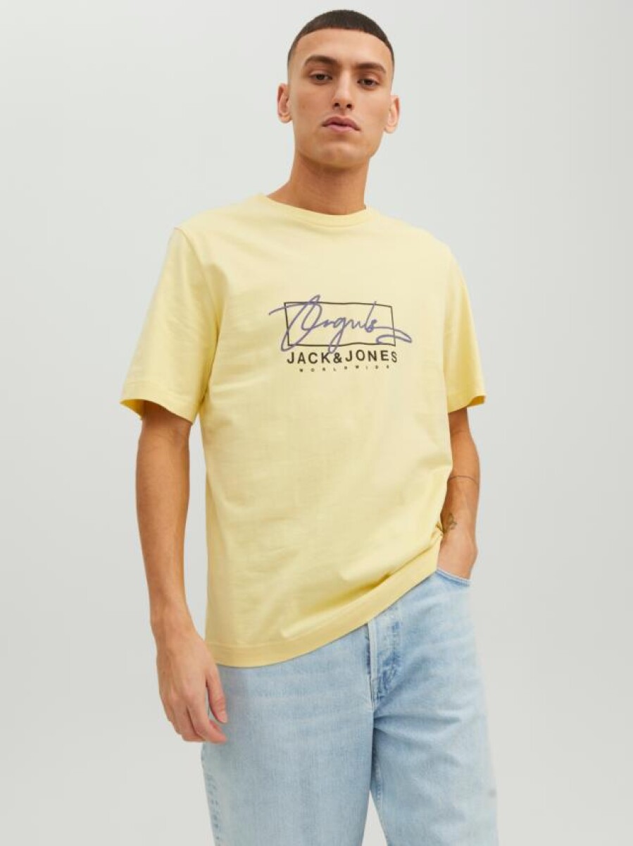 Camiseta Splash Branding - French Vanilla 