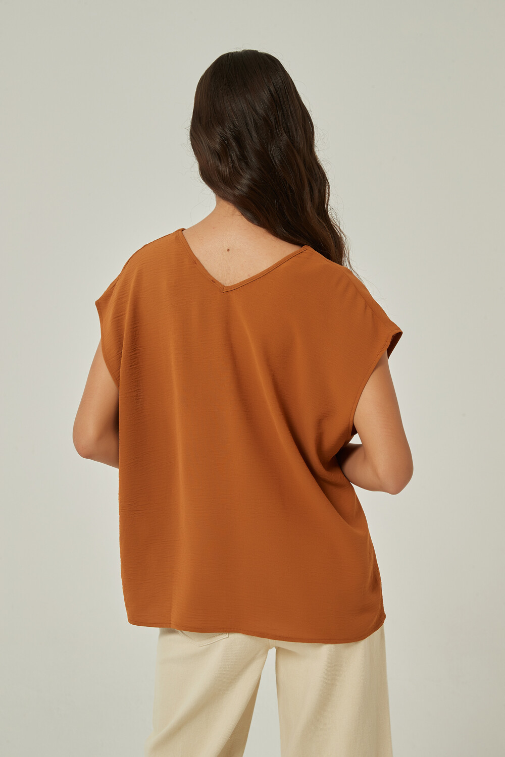 Blusa Anthe Tostado