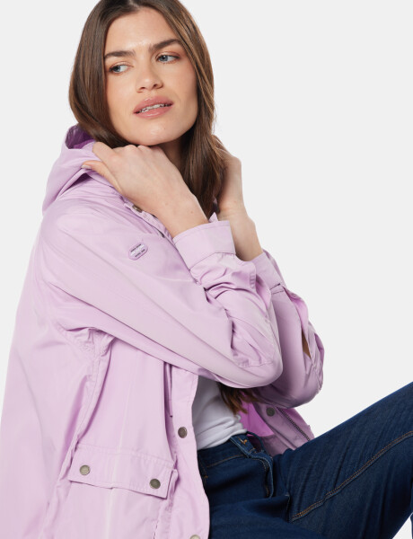 CAMPERA DE NYLON CON CAPUCHA Lila