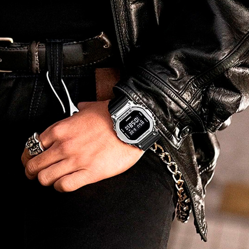 Reloj G-Shock Casio para hombre GM-5600-1DR Reloj G-Shock Casio para hombre GM-5600-1DR