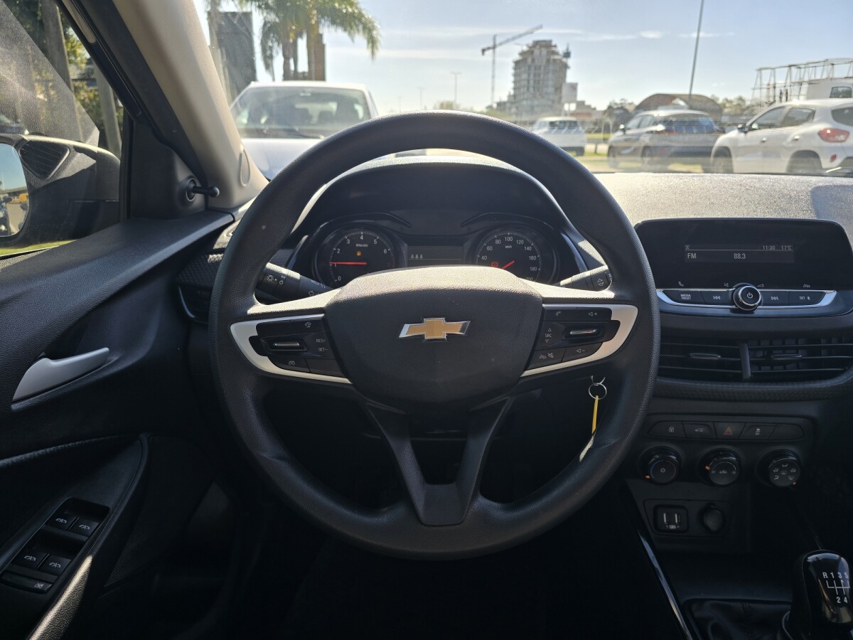 Chevrolet Onix LS 1.2 Extra Full| Permuta / Financia Chevrolet Onix LS 1.2 Extra Full| Permuta / Financia