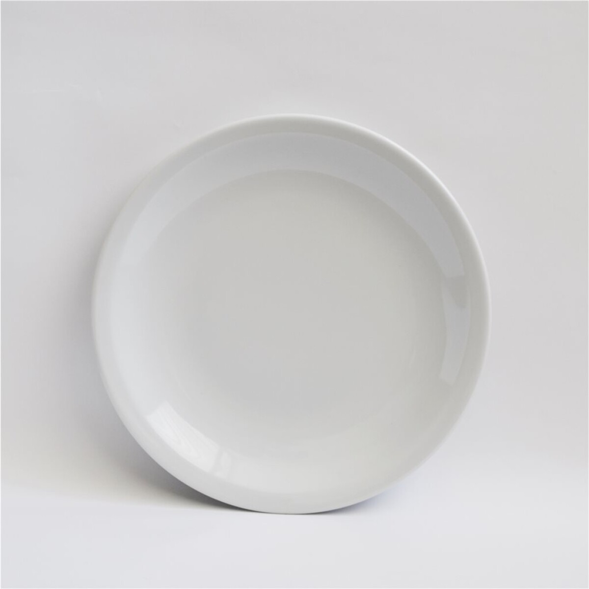 PLATO DE MESA D25.5CM LINEA RECTA BLANCO VERBANO 