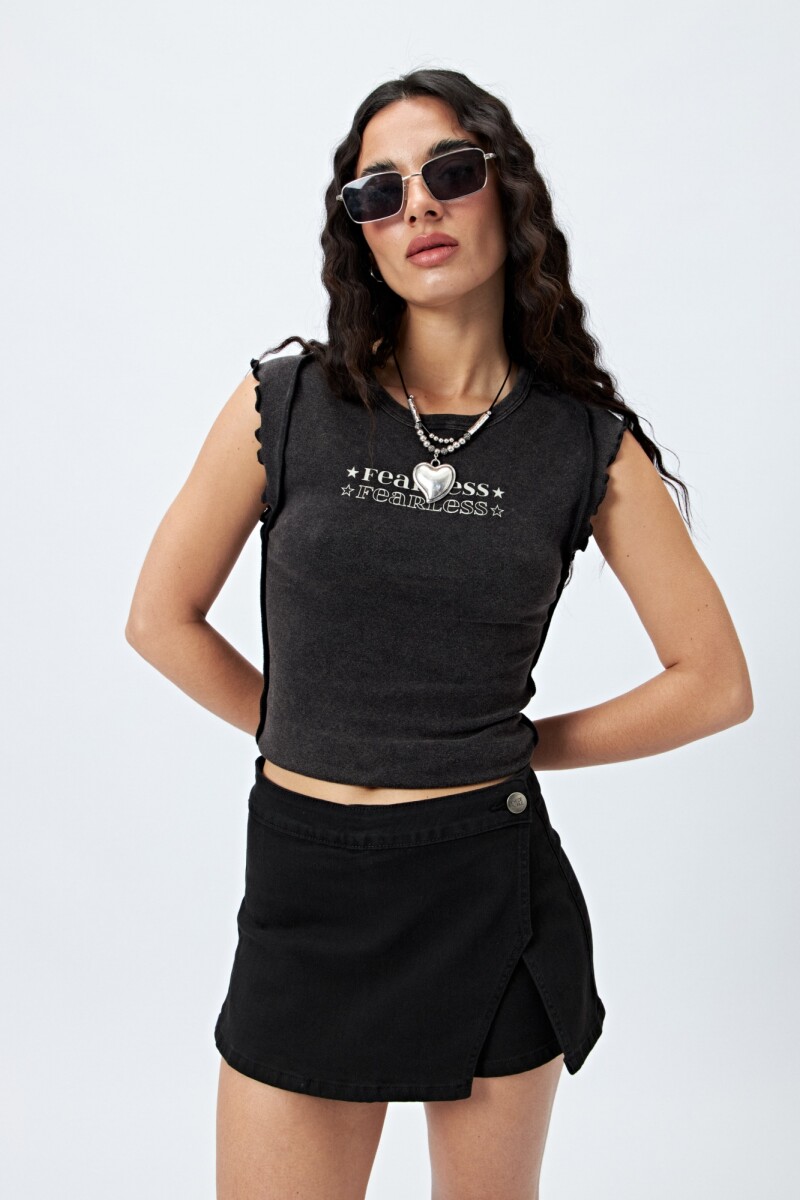 REMERA GUAIA Negro