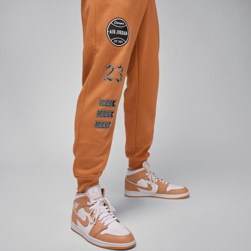 Pantalón Largo Essentials Mmbr Fleece de Hombre Chocolate
