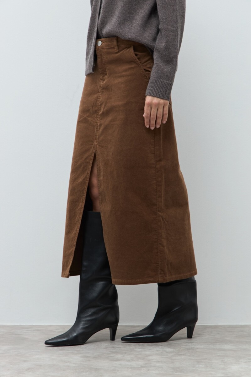 Falda de pana tostado