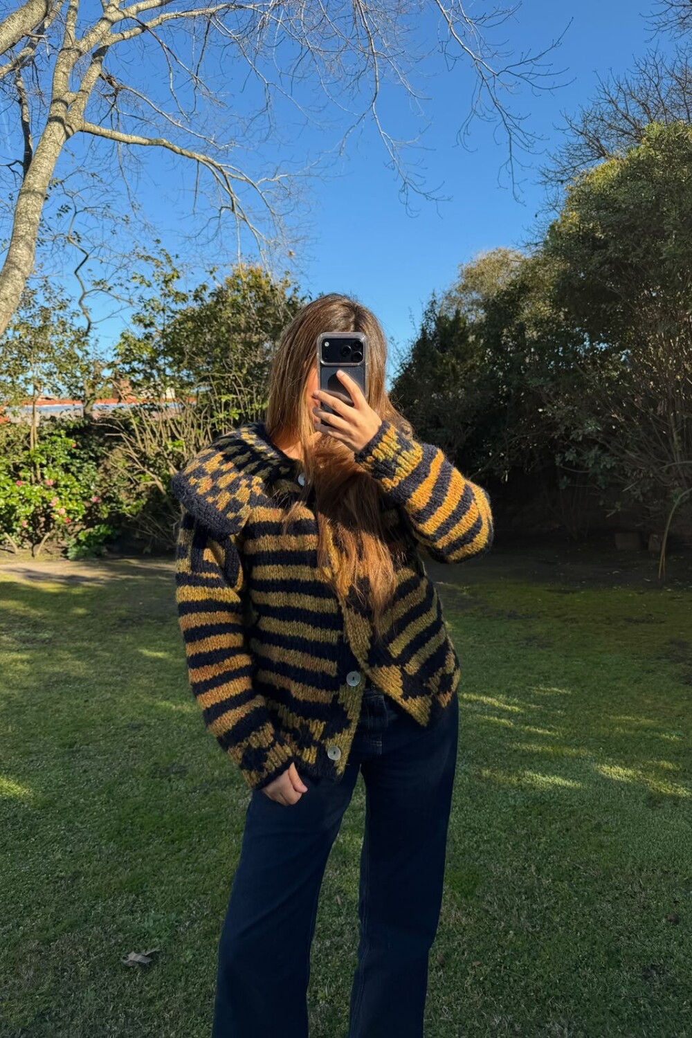 Short Eclectic Sweater Mostaza / Azul Marino