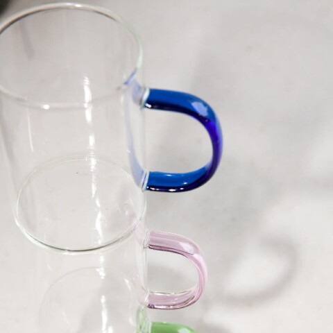 Taza de vidrio con aza de color 300ml Taza de vidrio con aza de color 300ml