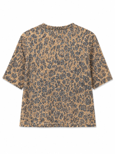 REMERA LEO VARIANTE 1