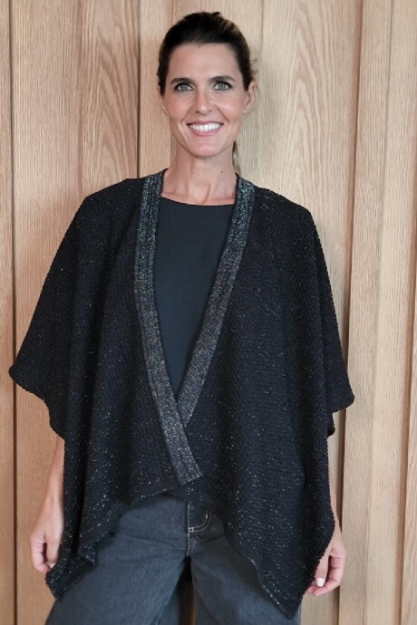 Ruana Samba Negro lurex plateado