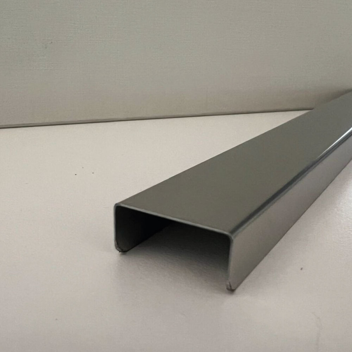 Listello Classic de Acero Inoxidable Mate 10 mm 